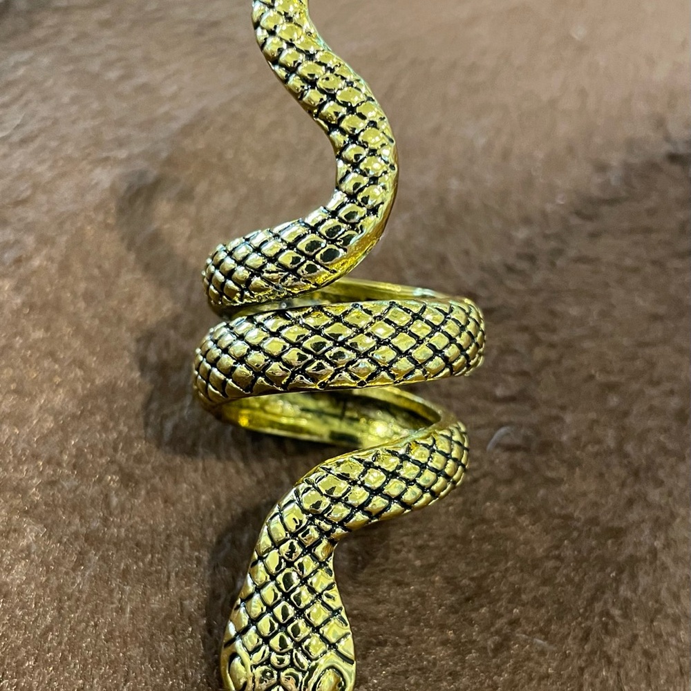 New Snake/Serpent Ring! Statement Piece - image 2